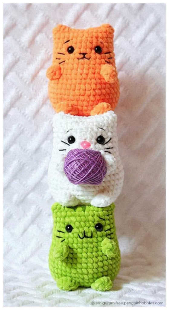 Quick to Make Amigurumi: Free no sew mini kitten head pattern for baby mobiles, AI visualization.